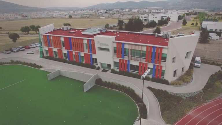 Edificio del CEMA en la Universidad del Futbol