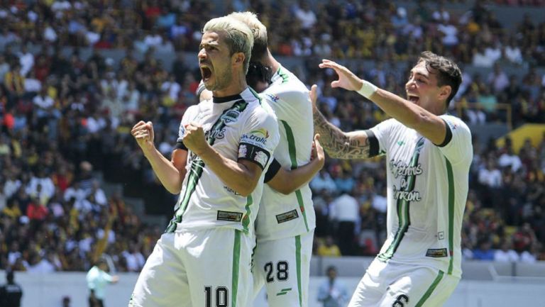 Jugadores de Cafetaleros en festejo de gol en la Final del Ascenso