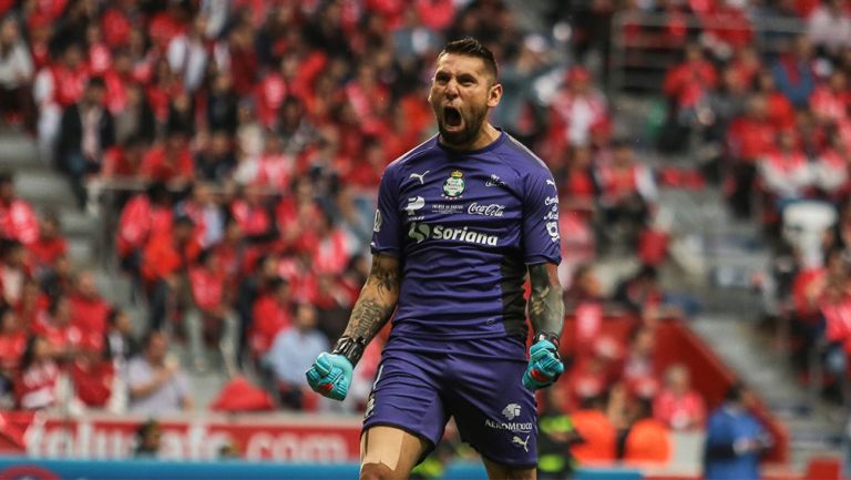 Jonathan Orozco celebra el gol de Santos en la Final contra Toluca