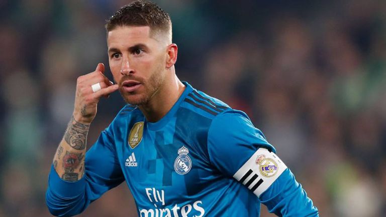 Ramos celebra un gol con el Real Madrid 