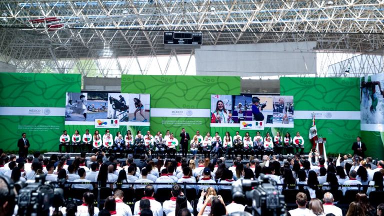 Abanderamiento de la delegación mexicana que participará en los XXIII juegos Centroamericanos y del Caribe
