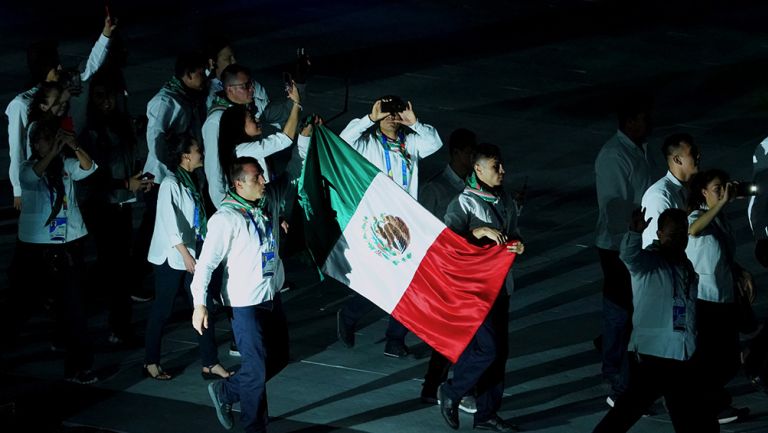 Delegación Mexicana en el desfile de inauguración