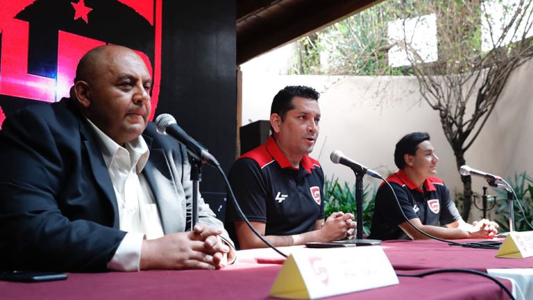 Edgar Zapata, en conferencia de presa para presentar la LFP