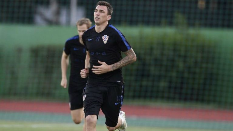 Mandzukic en entrenamiento con la Selección de Croacia 