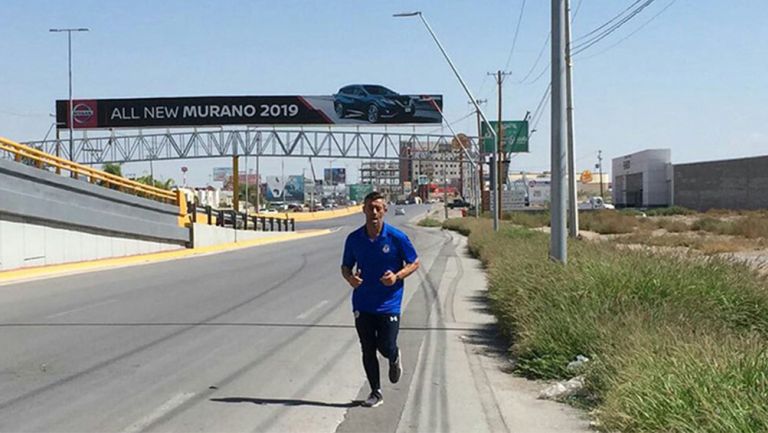 Caixinha corre en las calles de Torreón