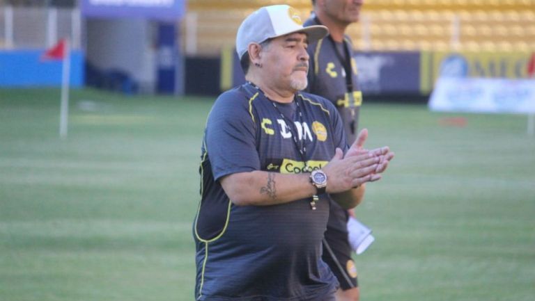 Maradona durante un entrenamiento de Dorados