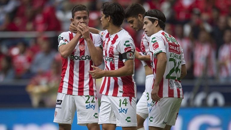 Jugadores de Rayos festejan gol contra Toluca