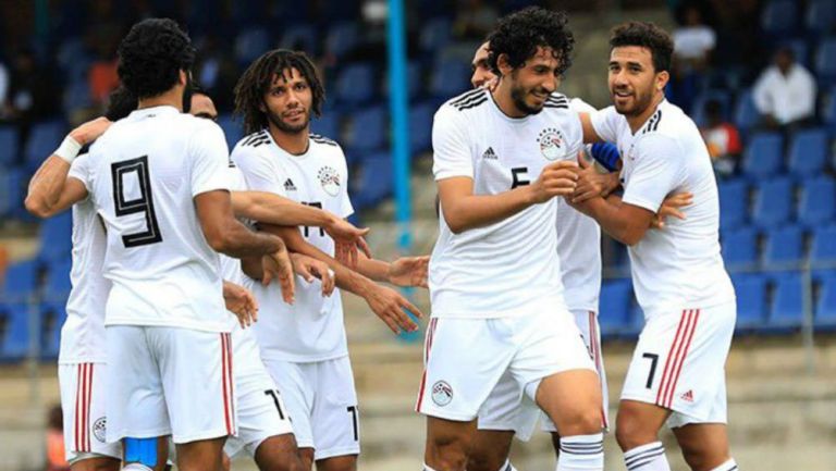Jugadores de Egipto festejan el triunfo vs Suazilandia