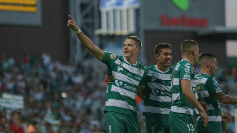 Furch celebra con alegría su gol frente a Monterrey