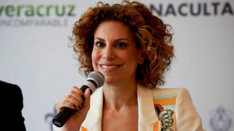 Karime Macías, durante una conferencia 