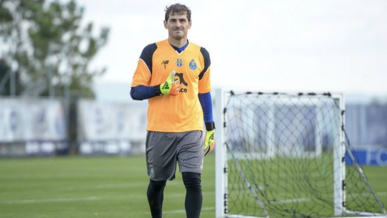 Iker Casillas, en un entrenamiento con el Porto