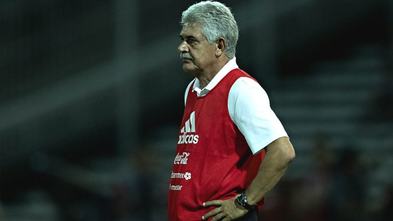 Tuca Ferretti, previo al duelo contra Argentina en Córdoba