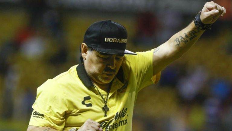 Diego Maradona durante un partido de Dorados