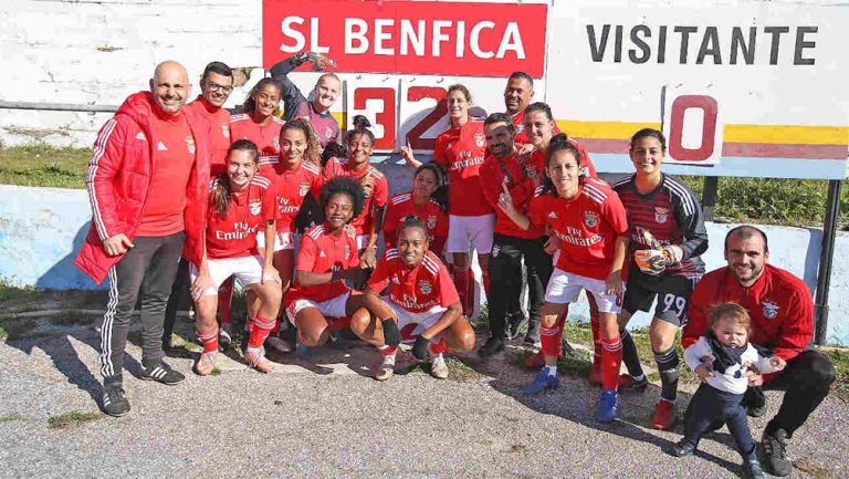Jugadoras del Benfica al término del partido 