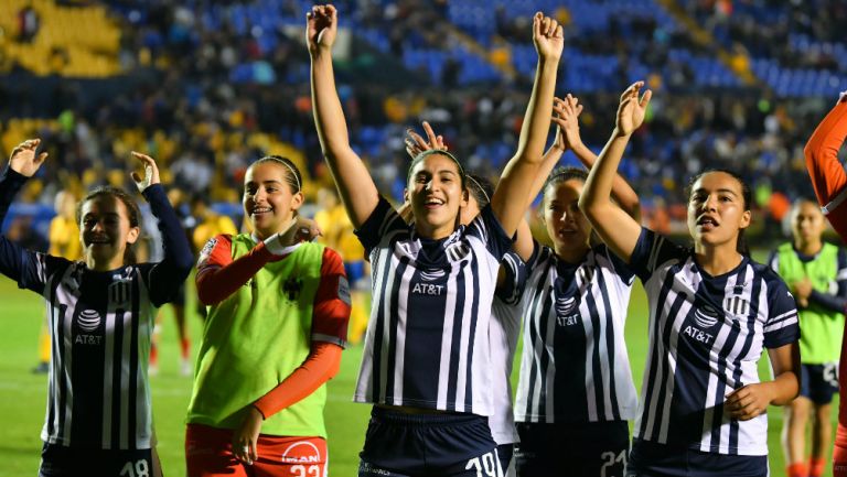Rayadas celebran una anotación frente a Tigres Femenil