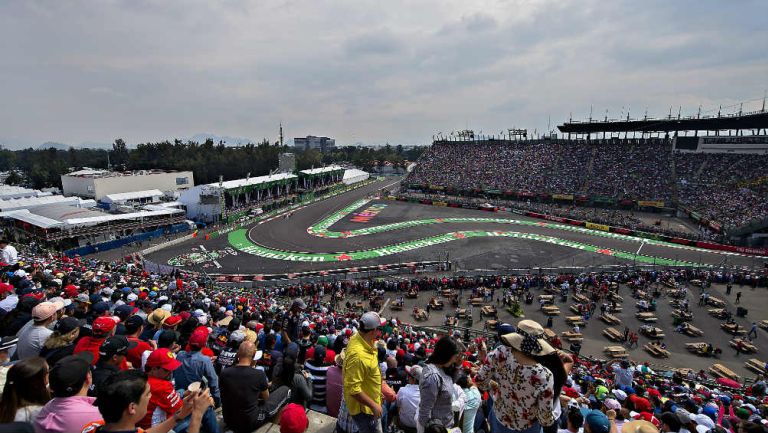 Gran cantidad de gente, presente en el Gran Premio de México 