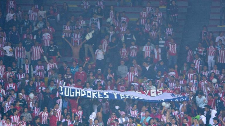 Aficionados de Chivas en el estadio