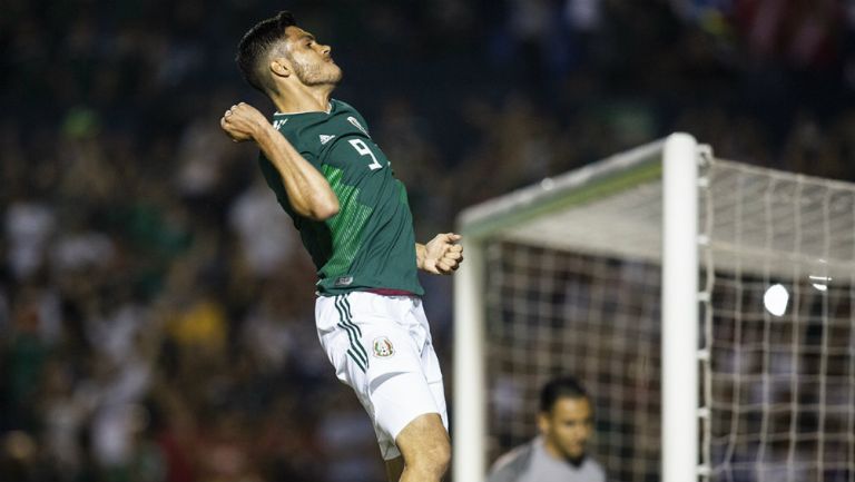 Raúl celebra anotación con la Selección Nacional