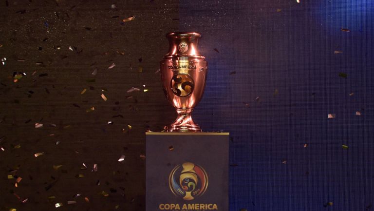 Trofeo del centenario de la Copa América 