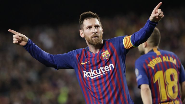 Leo Messi celebra una anotación contra el Liverpool