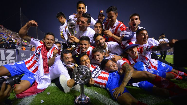 Atlético de San Luis celebra su título de la Liga de Ascenso 
