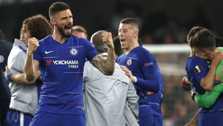 Giroud festeja un triunfo del Chelsea
