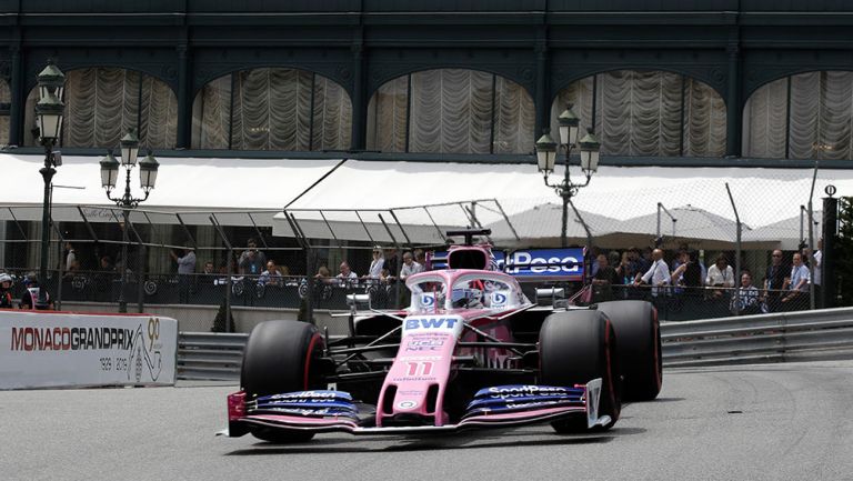 Checo Pérez en el circuito de Mónaco