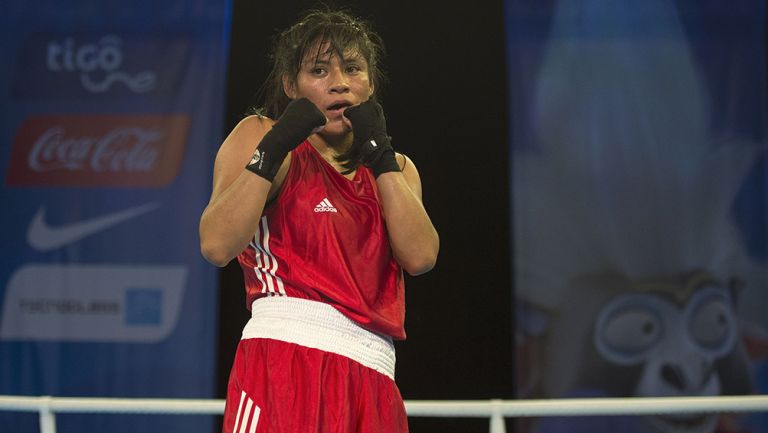 Esmeralda Falcón, durante pelea en Juegos Centroamericanos y del Caribe 