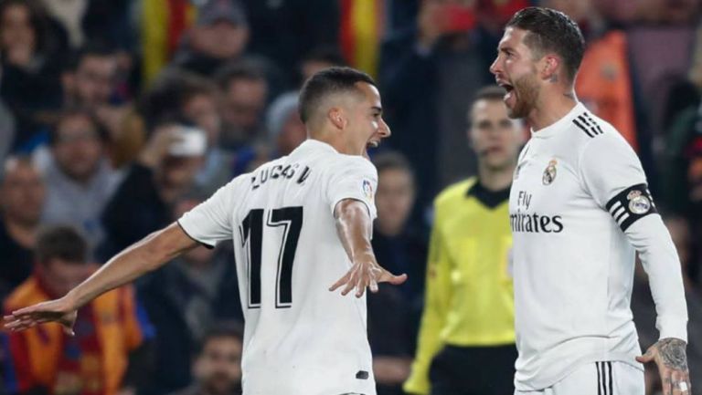 Lucas y Sergio Ramos festejan gol