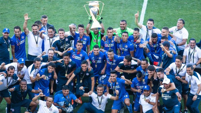 Cruz Azul festeja Campeonato de la Super Copa MX