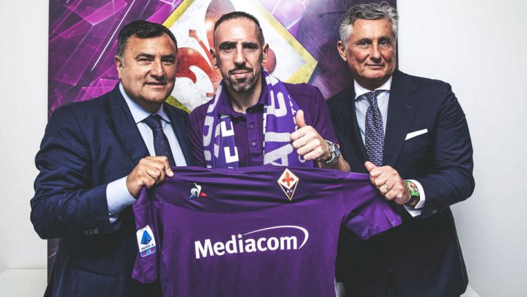 Franck Ribery, durante su presentación con la Fiorentina 