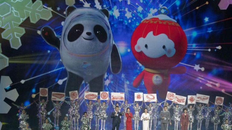 Mascotas de Beijing 2022 son presentadas