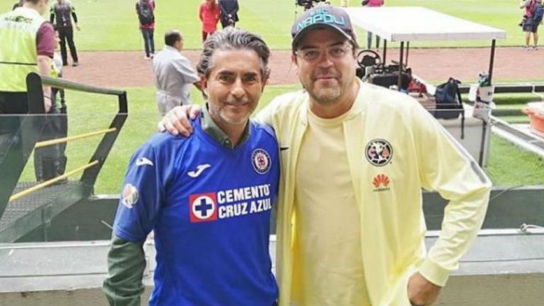 Jorge Van Rankin y Raúl Araiza en el estadio Azteca