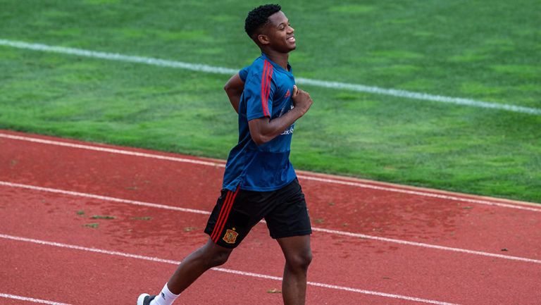Ansu Fati, durante entrenamiento del Barcelona