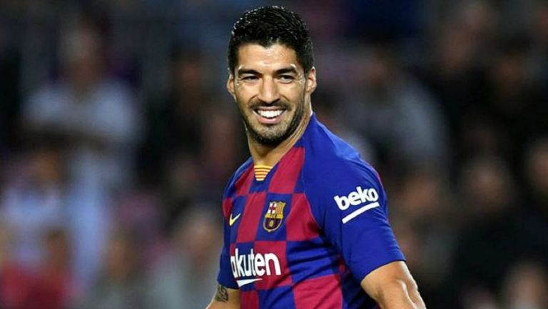 Luis Suárez sonríe durante un juego del Barcelona