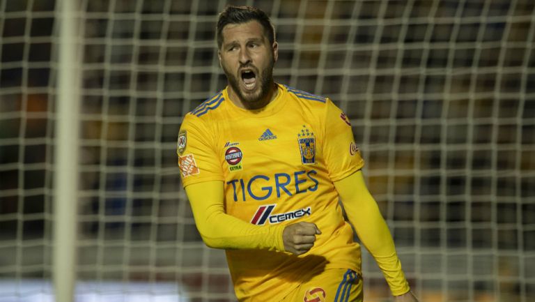 André-Pierre Gignac celebra gol con Tigres