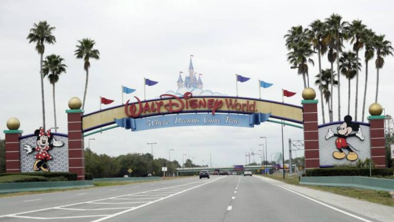 NBA está considerando jugar en Walt Disney World en Orlando