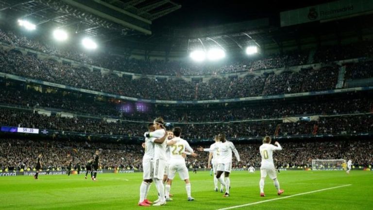 Estadio Santiago Bernabéu contará con césped retráctil 