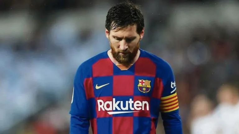 PSG: El club parisino ve imposible el fichaje de Messi 