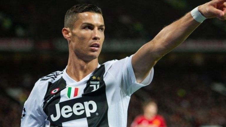 Criatiano Ronaldo en juego con la Juventus 
