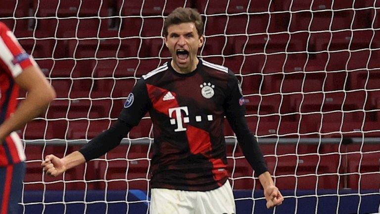 Thomas Müller durante un partido con Bayern Munich