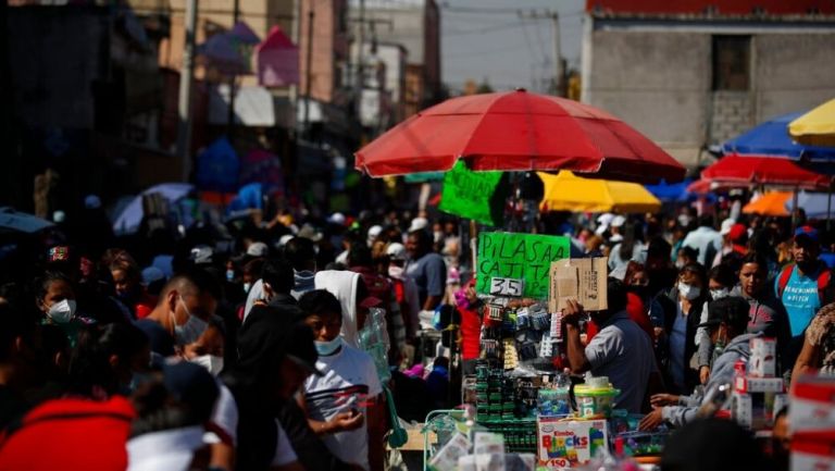 Los mercados informales continuaron operando pese a restricciones 