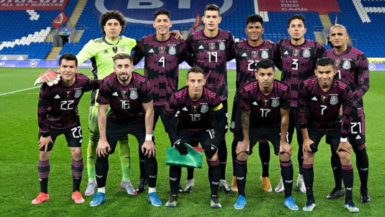 Jugadores de la Selección Mexicana previo al duelo ante Gales