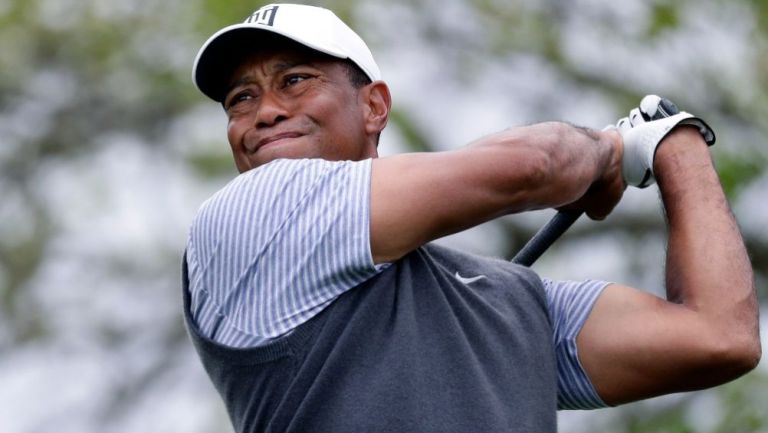 Tiger Woods en un torneo de golf