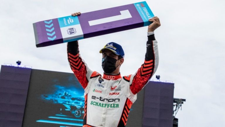 Lucas di Grassi tras ganar el ePrix de Puebla