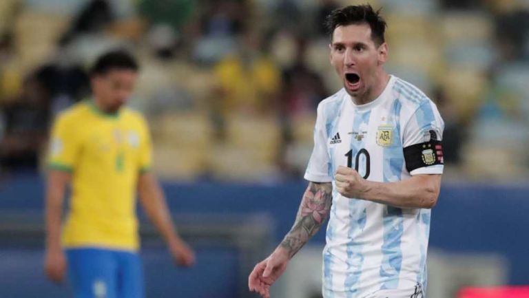 Messi en partido con Argentina