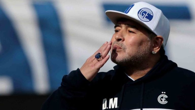 Maradona: El Pelusa fue enterrado sin su corazón, reveló médico