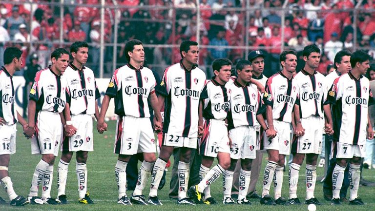 Jugadores del Atlas en la Final vs Toluca en 1999