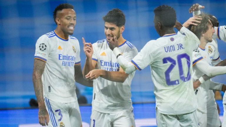 Asensio festejando un gol a favor del Real Madrid