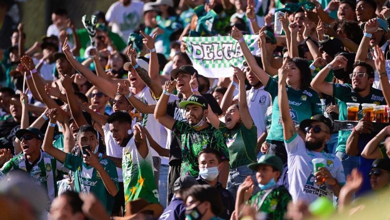 Afición de León en el partido vs Querétaro 
